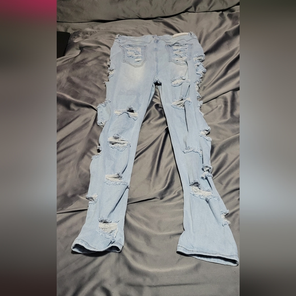 AKIRA Light Blue Distressed Skinny Jeans Sz 17 - Picture 2 of 6